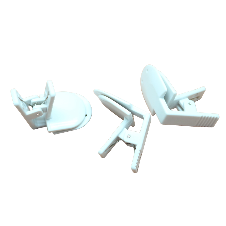 BABY PACIFIER CLIP – Eco-Friendly, Smooth Edge, Vibrant Colors | Custom Sizes & Designs | EN71/REACH/RoHS