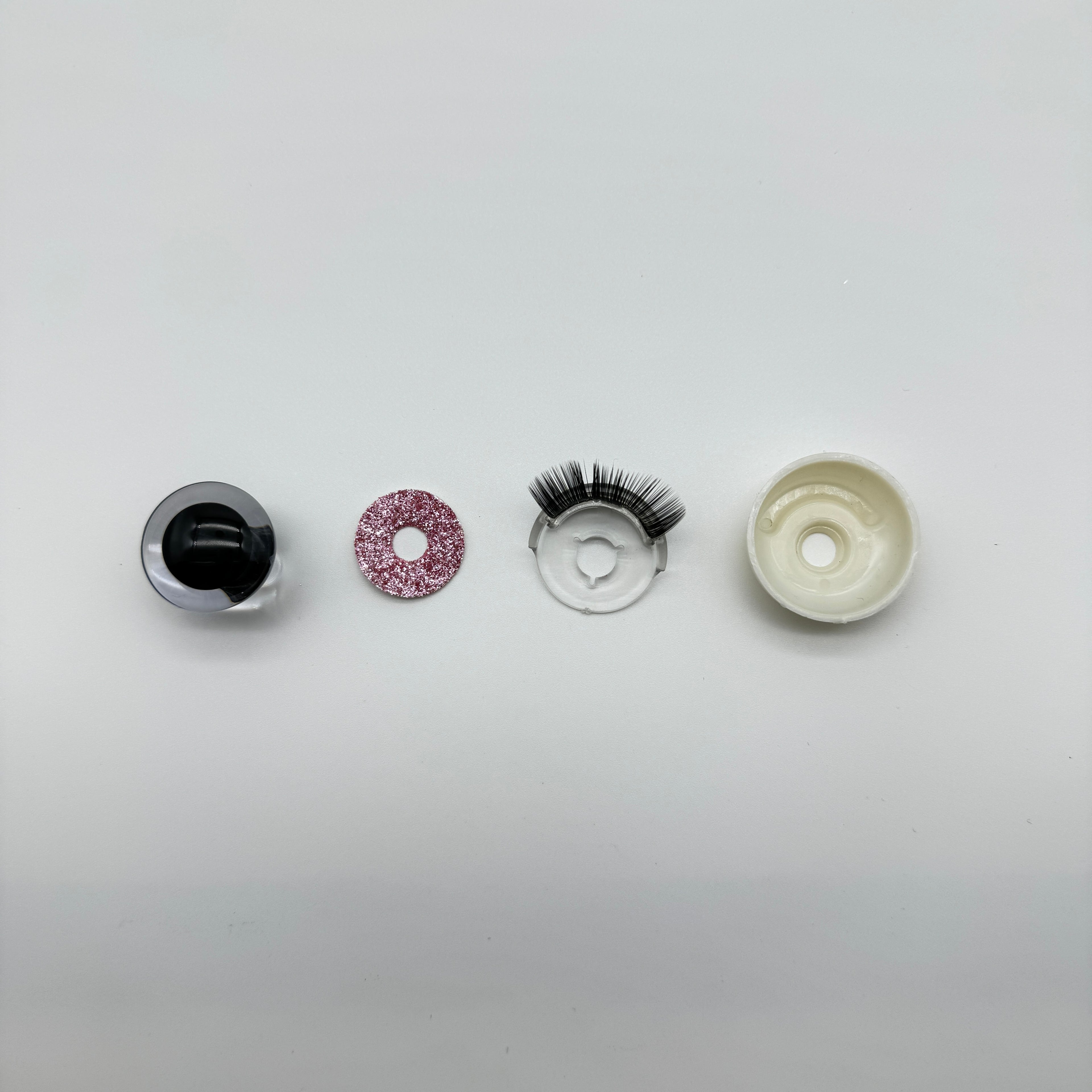 3D GLITTER EYE with Eyelash – Eco-Friendly, Burr-Free, Custom Sizes & Designs | EN71/REACH/RoHS Certified